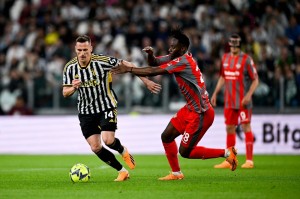  克雷莫内塞防守反击战术执行显成效  