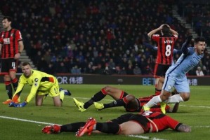  鲍文翼锋奔袭七十米伯恩茅斯主场绝杀布伦特福德