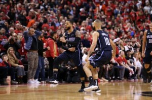  班切罗准绝杀魔术险胜活塞  