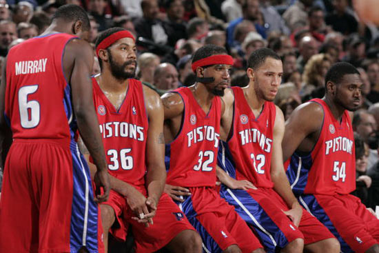  开拓者双枪合璧击溃活塞防线  